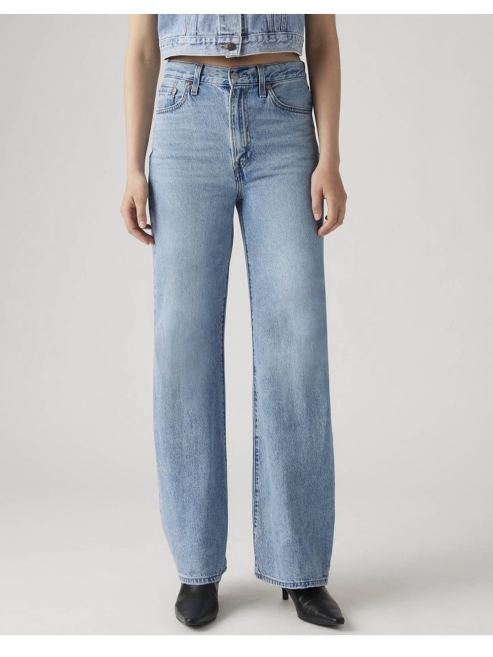 Levi’s Ribcage High Rise Wide Leg Jeans - Medium Light Wash - Picture 3 of 8